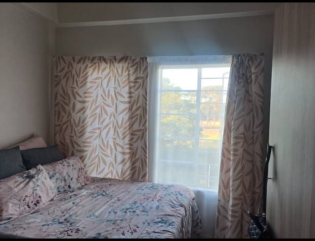 3 BEDROOM APARTMENT FOR SALE IN WATERVAL EAST